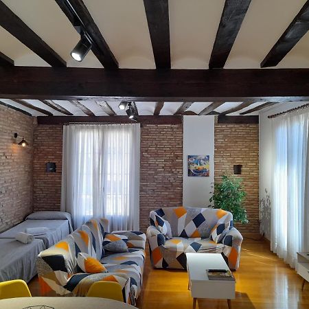 דירות לוגרוניו Urban Loft La Galeria מראה חיצוני תמונה